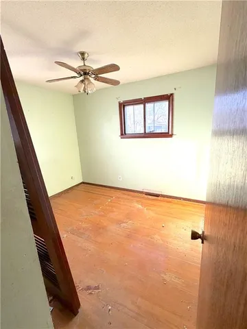 $225,000 | 8021 Brookside Circle, Kansas City, KS 66109