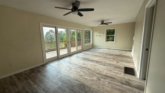 a front view of house with yard