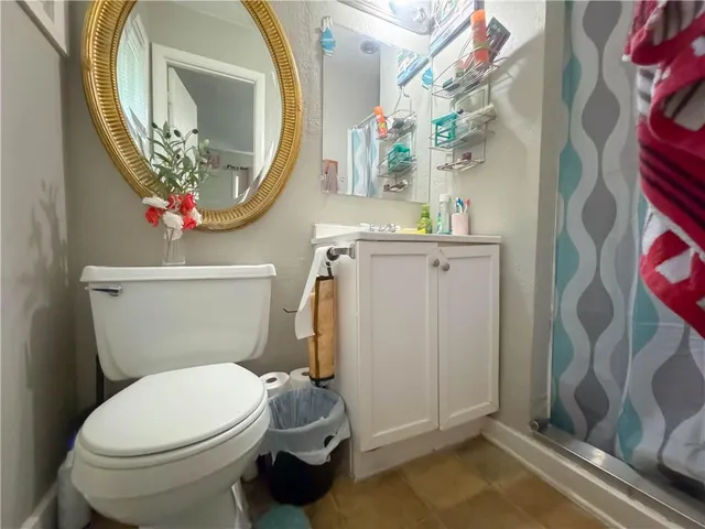 $200,000 | 8507 East 114th Street, Kansas City, MO 64134