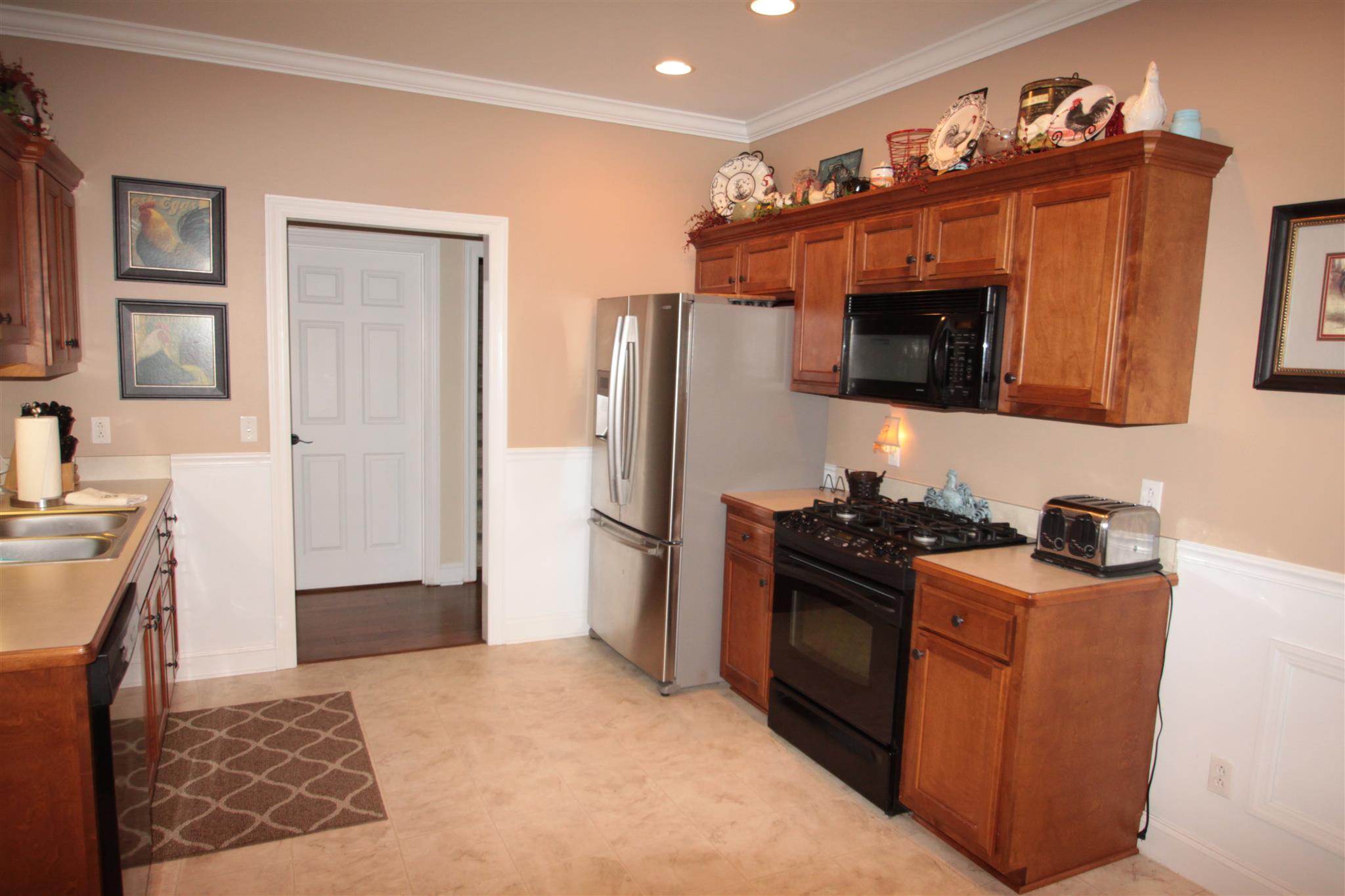 208 Hunters Ridge Drive Tullahoma, TN 37388 - Photo 11 of 17 Gallery Image 11