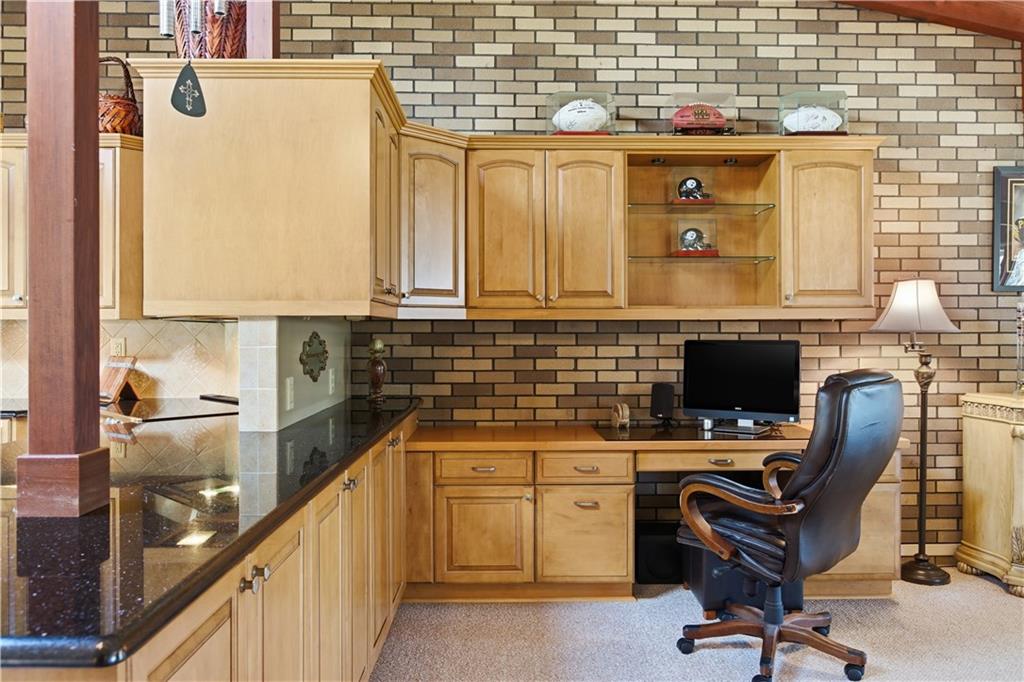 45 Newgate Road Pittsburgh, PA 15202 - Photo 11 of 50