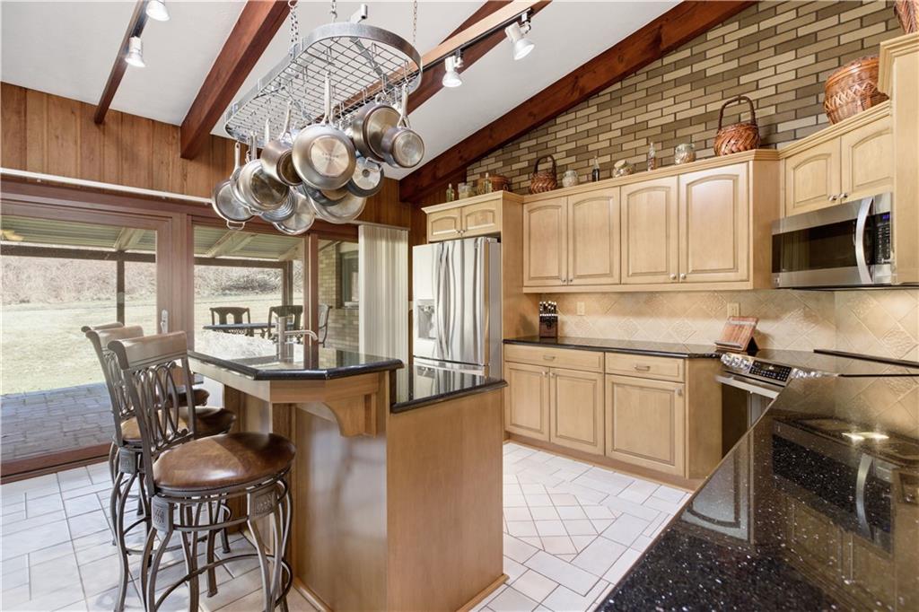 45 Newgate Road Pittsburgh, PA 15202 - Photo 12 of 50