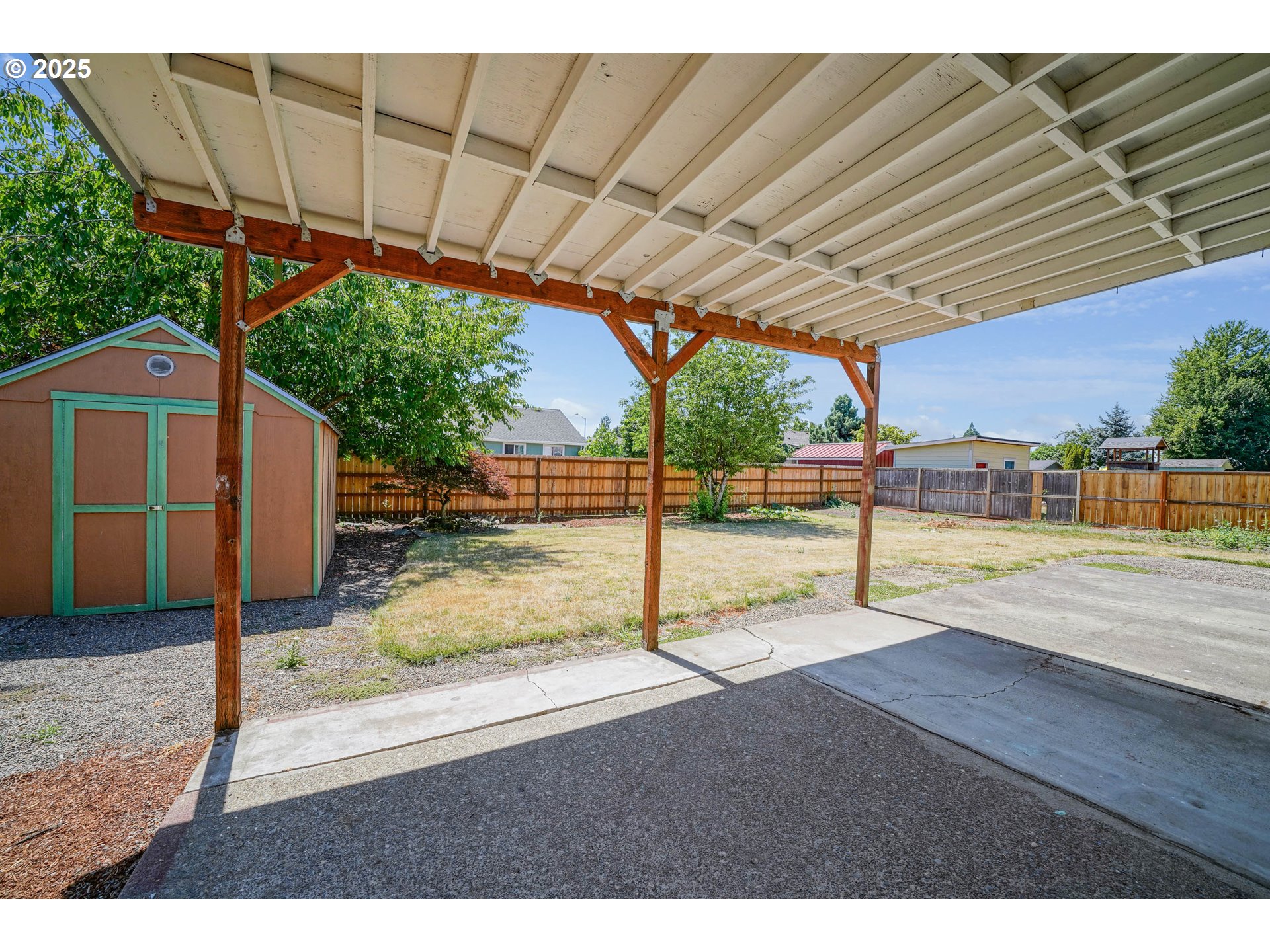 1033 E Street Independence, OR 97351 - Photo 28 of 36 a view of a backyard