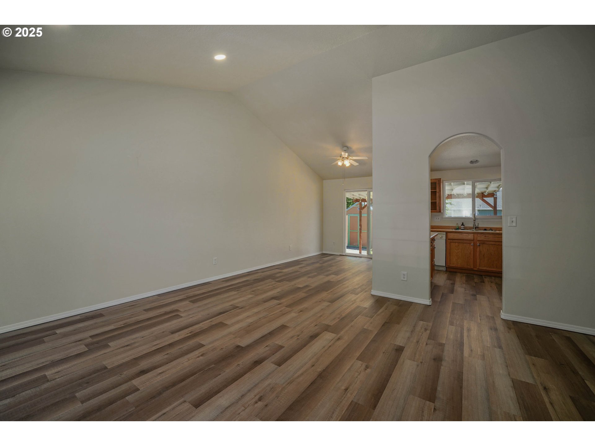 1033 E Street Independence, OR 97351 - Photo 7 of 36 a view of empty room with wooden floor