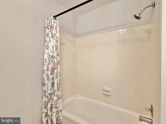 $380,000 | 13 Gratz Court, Cherry Hill, NJ 08002