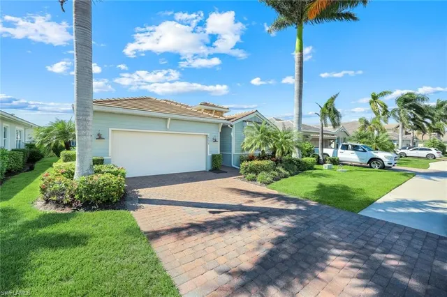 $734,888 | 14639 Topsail Drive, Naples, FL 34114