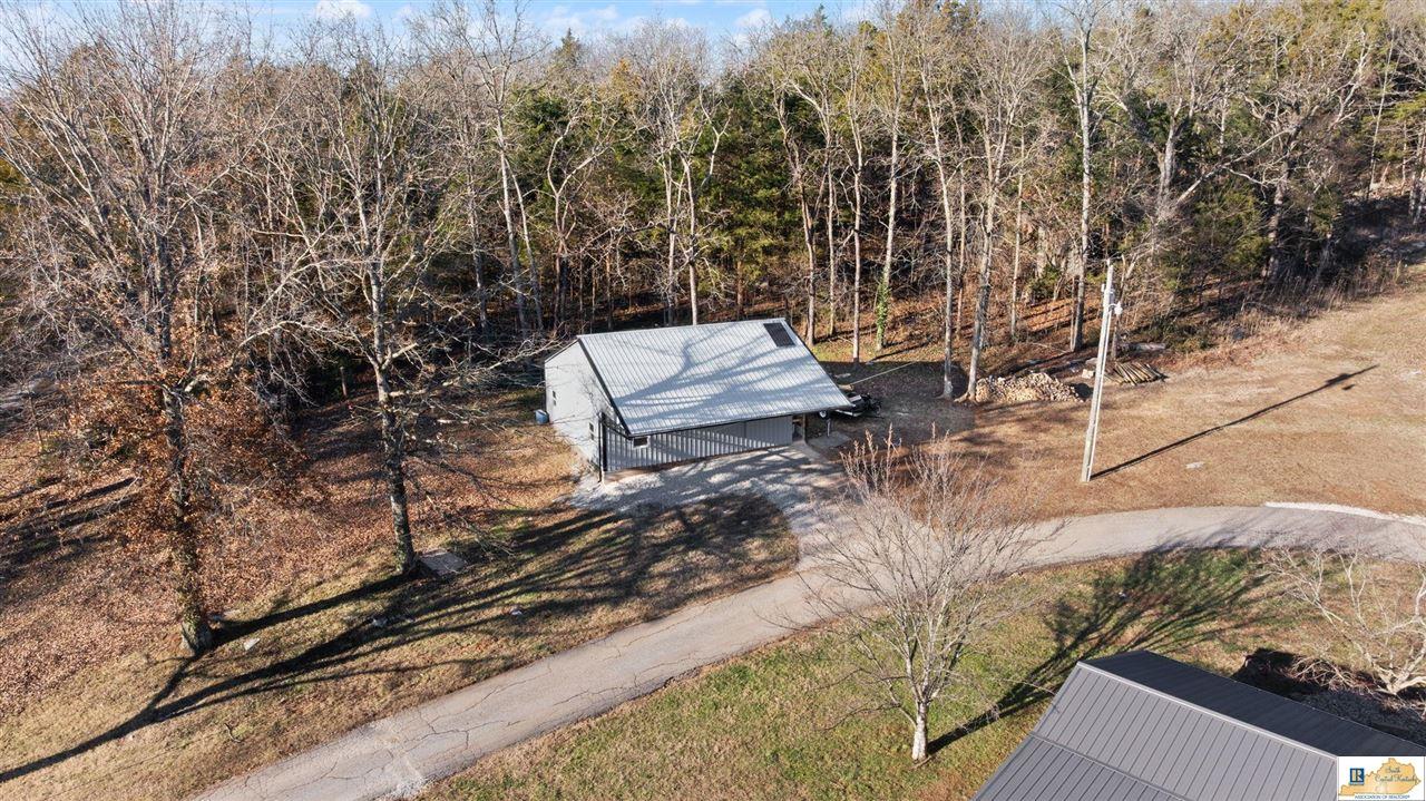 698 Rowletts Road Horse Cave, KY 42749 - Photo 83 of 99 Gallery Image 83