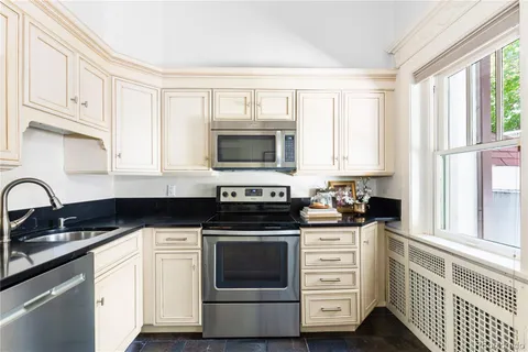 $799,000 | 707 North Washington Street, Unit B, Denver, CO 80203