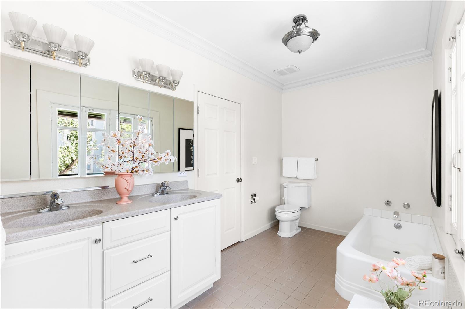 707 North Washington Street, Unit B Denver, CO 80203 - Photo 26 of 49