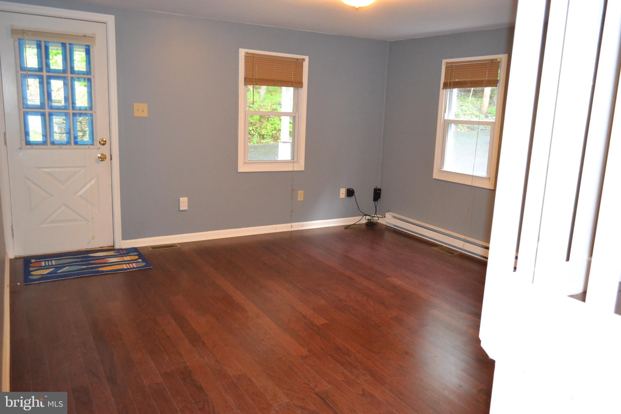 7201 Swagger Road New Hope, PA 18938 - Photo 4 of 33 Living Sitting Room