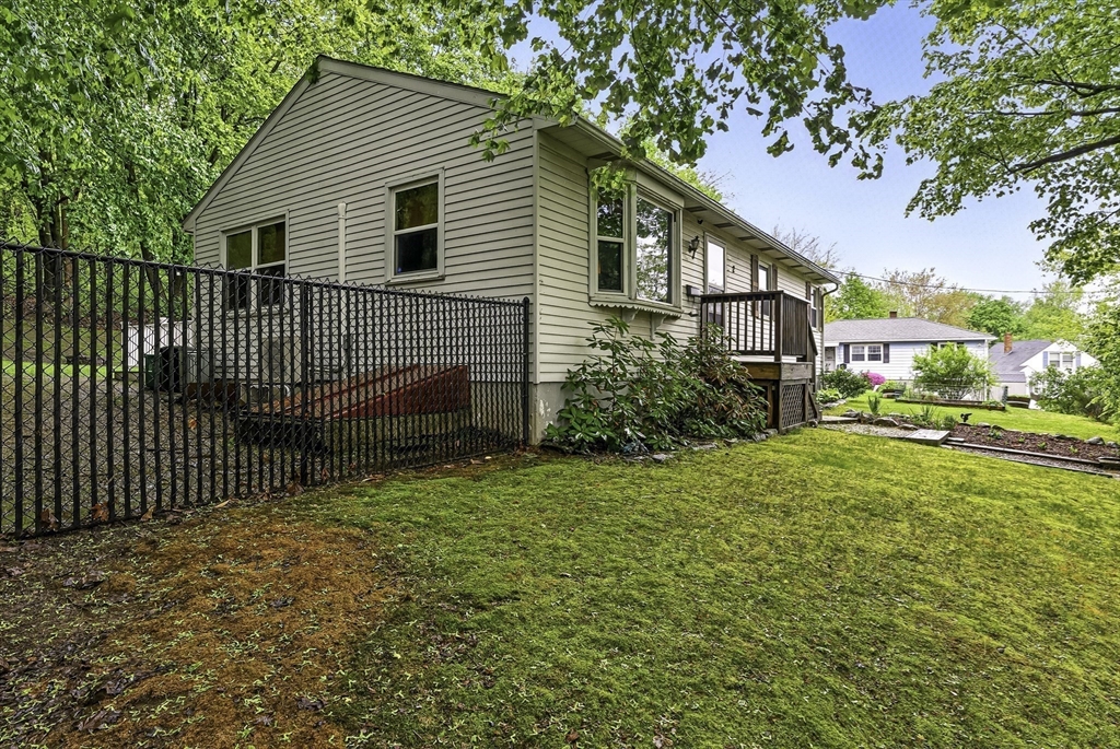2 Oswald Street Worcester, MA 01607 - Photo 16 of 23 Gallery Image 16