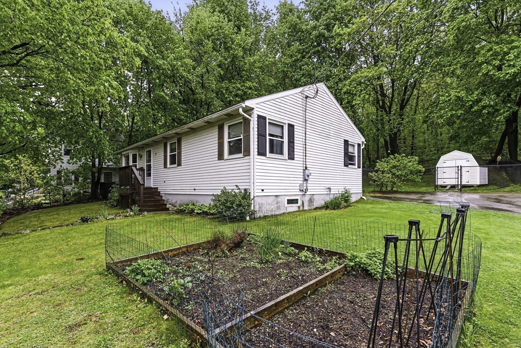 2 Oswald Street Worcester, MA 01607 - Photo 20 of 23 Gallery Image 20