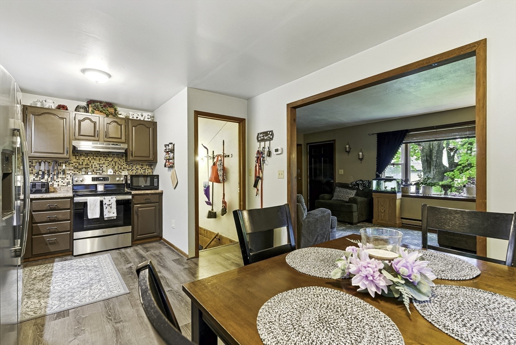 2 Oswald Street Worcester, MA 01607 - Photo 6 of 23 Gallery Image 6