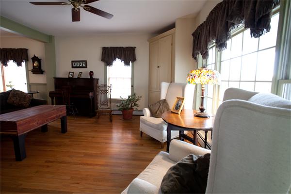 3 St George Road Brimfield, MA 01010 - Photo 4 of 30