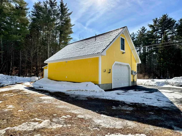 $349,000 | 133 Otter View Drive, Clarendon, VT 05759