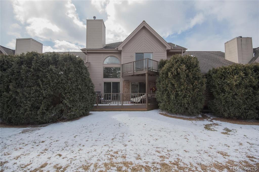 29588 Meadow Ridge South Farmington Hills, MI 48334 - Photo 16 of 17