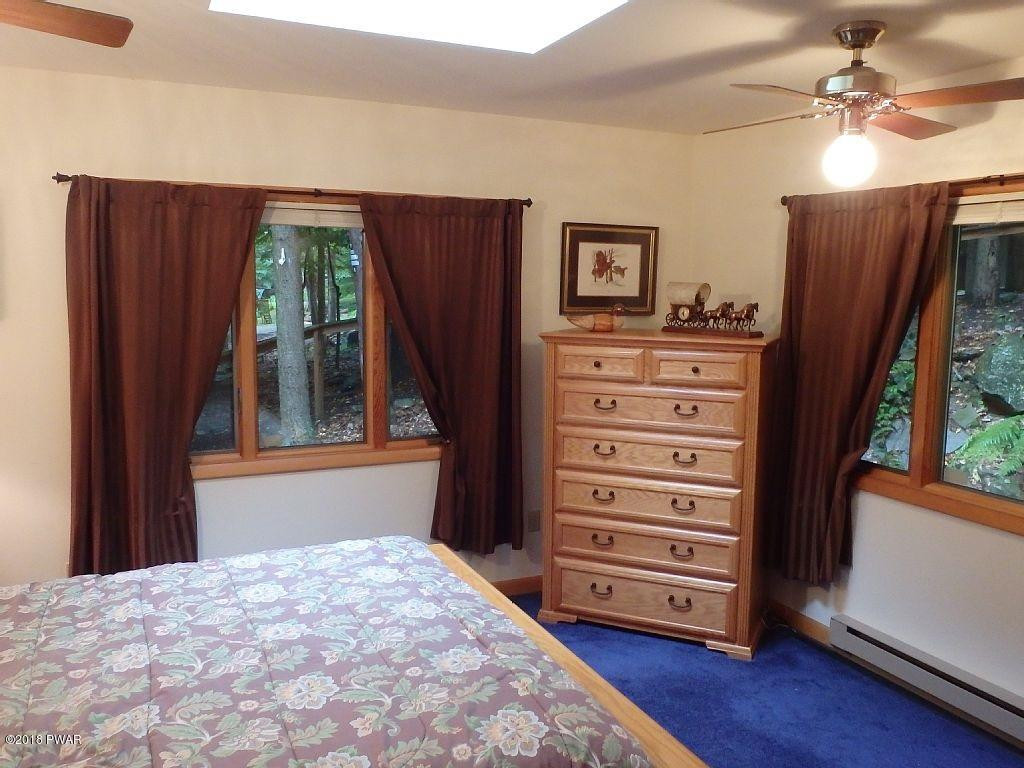 977 Ledgedale Road Lake Ariel, PA 18436 - Photo 19 of 45 Master bed