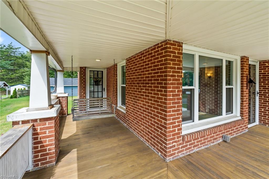 4074 Ebert Road Winston-Salem, NC 27127 - Photo 5 of 48 Gallery Image 5