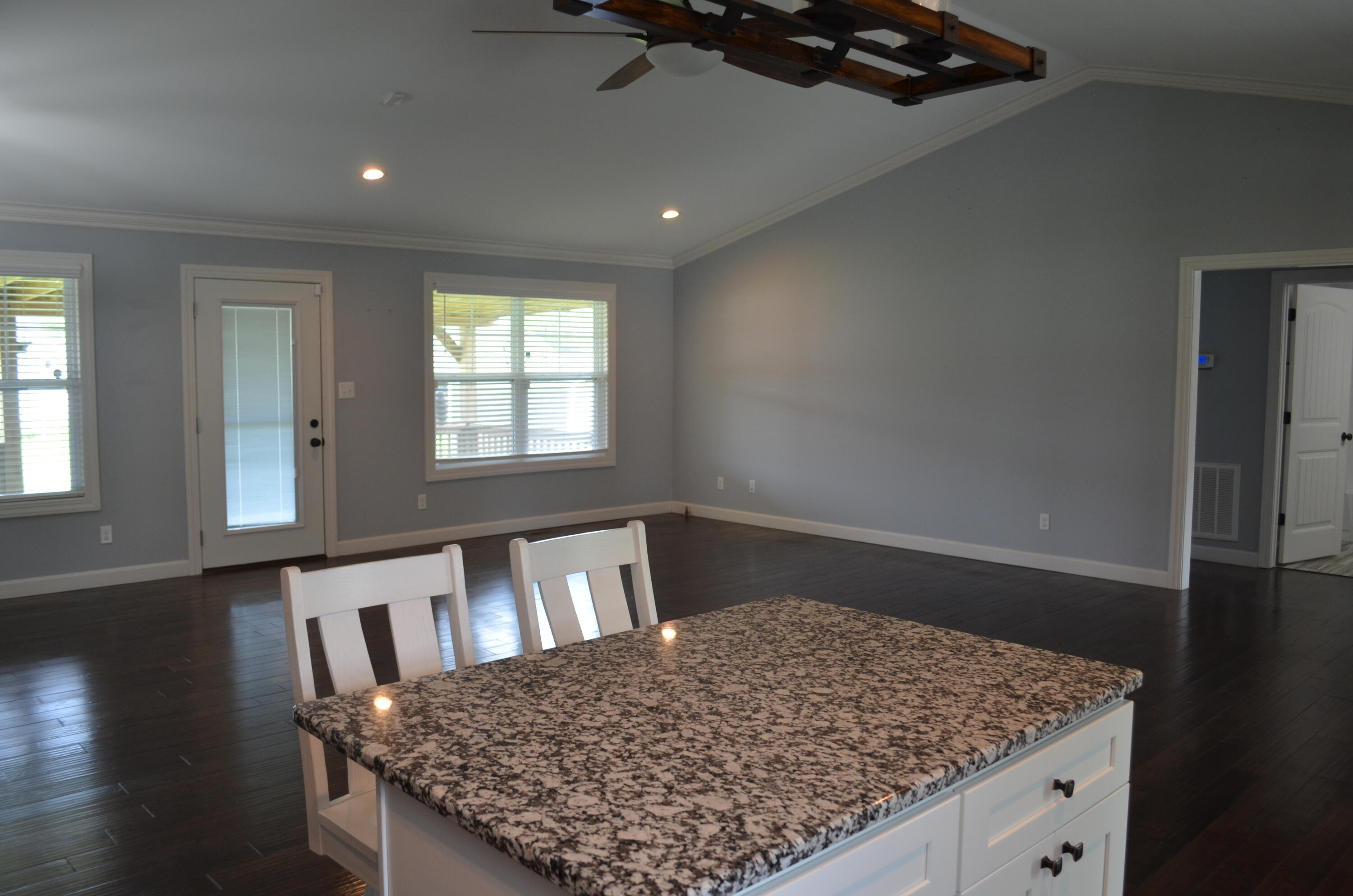 3286 Barbourville Road London, KY 40744 - Photo 7 of 27 DSC_0004 - Copy