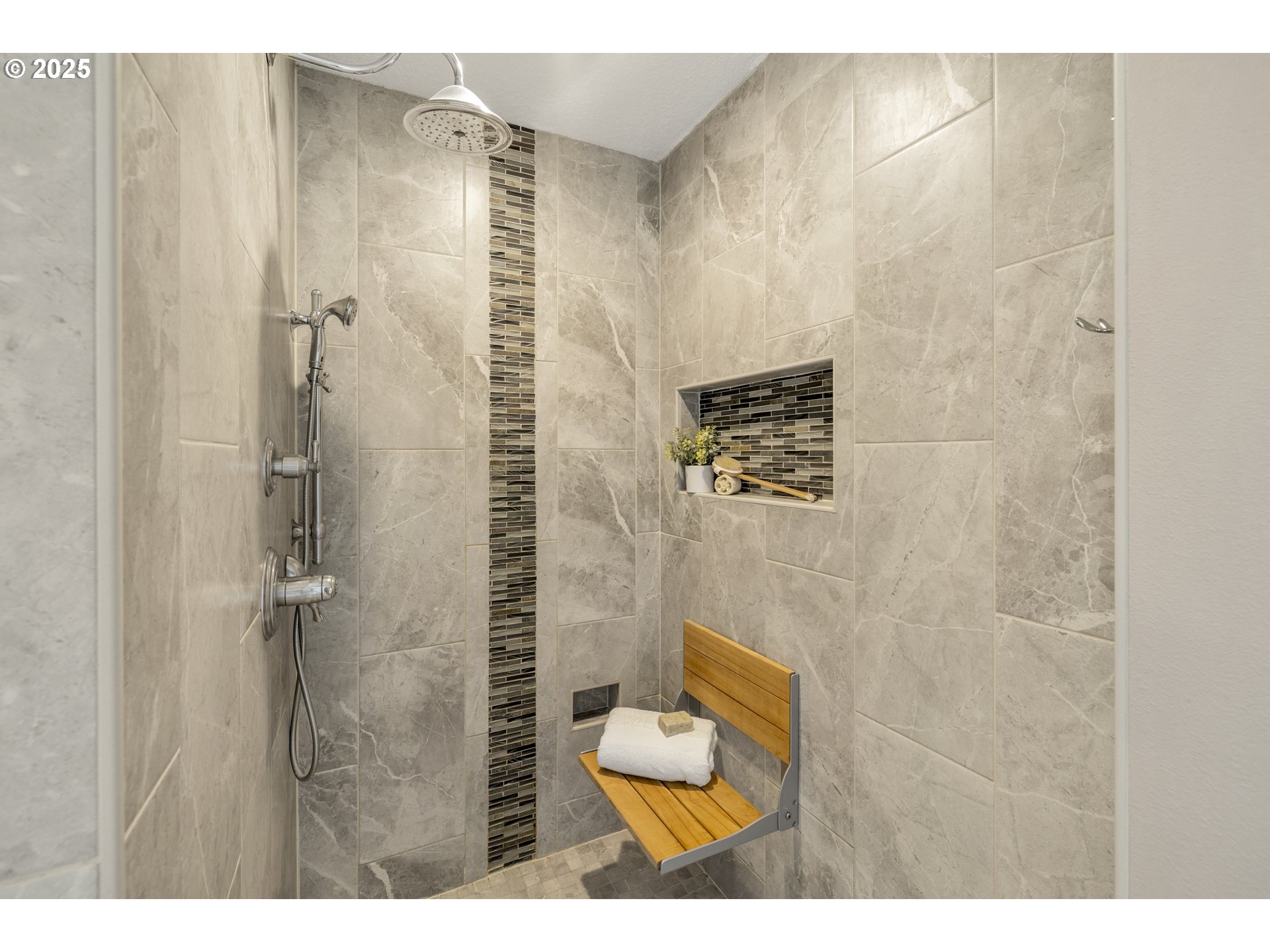 28519 Southwest Cascade Loop Wilsonville, OR 97070 - Photo 25 of 38 a bathroom with a shower and a sink