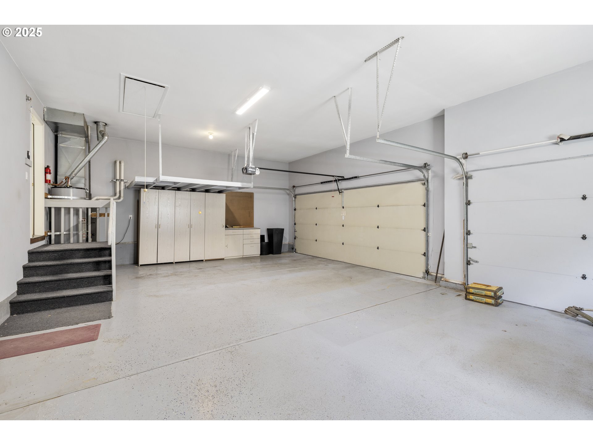 28519 Southwest Cascade Loop Wilsonville, OR 97070 - Photo 31 of 38 a view of a storage & utility room