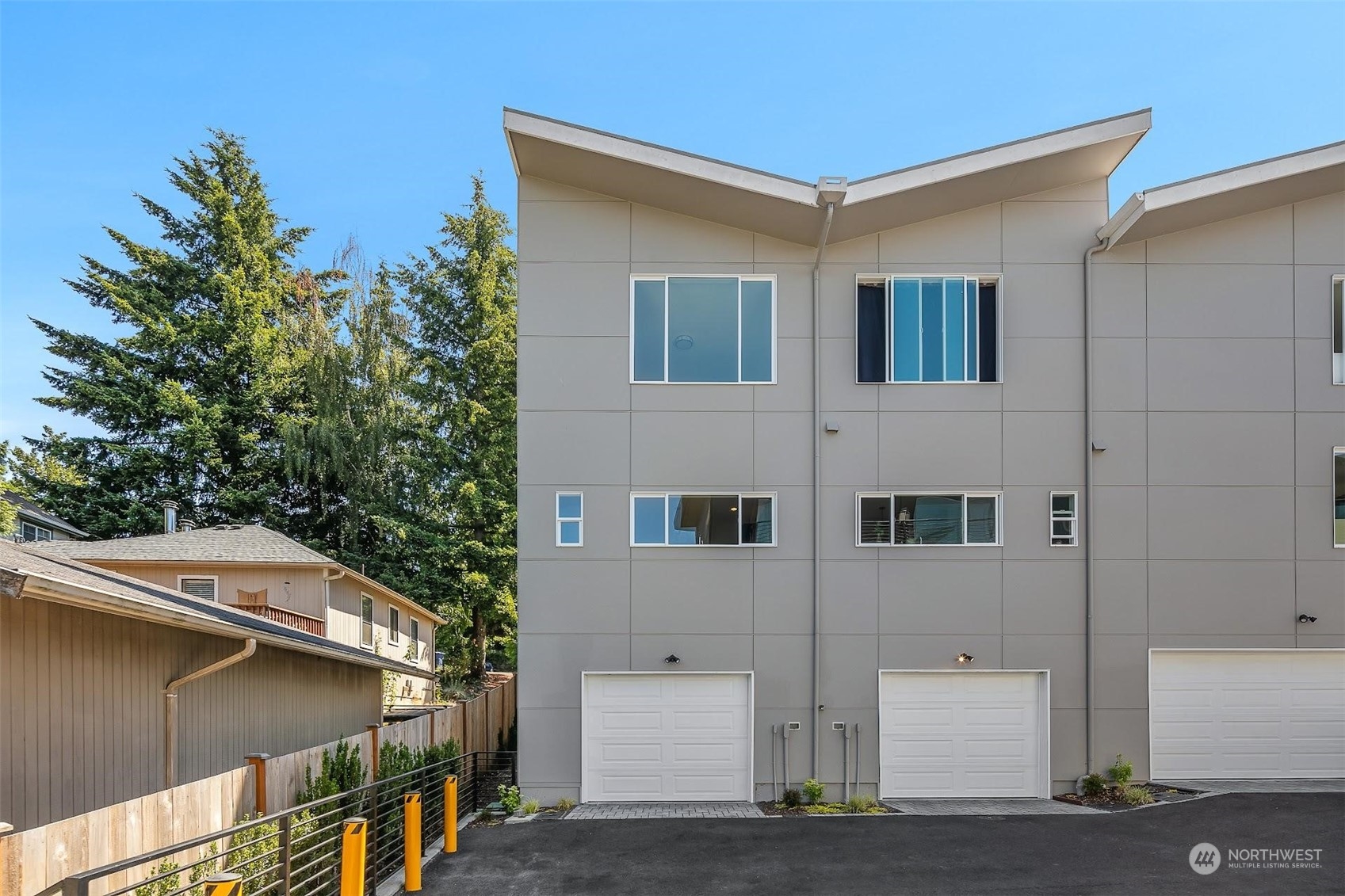 1972 Northeast 7th Court Renton, WA 98056 - Photo 8 of 8