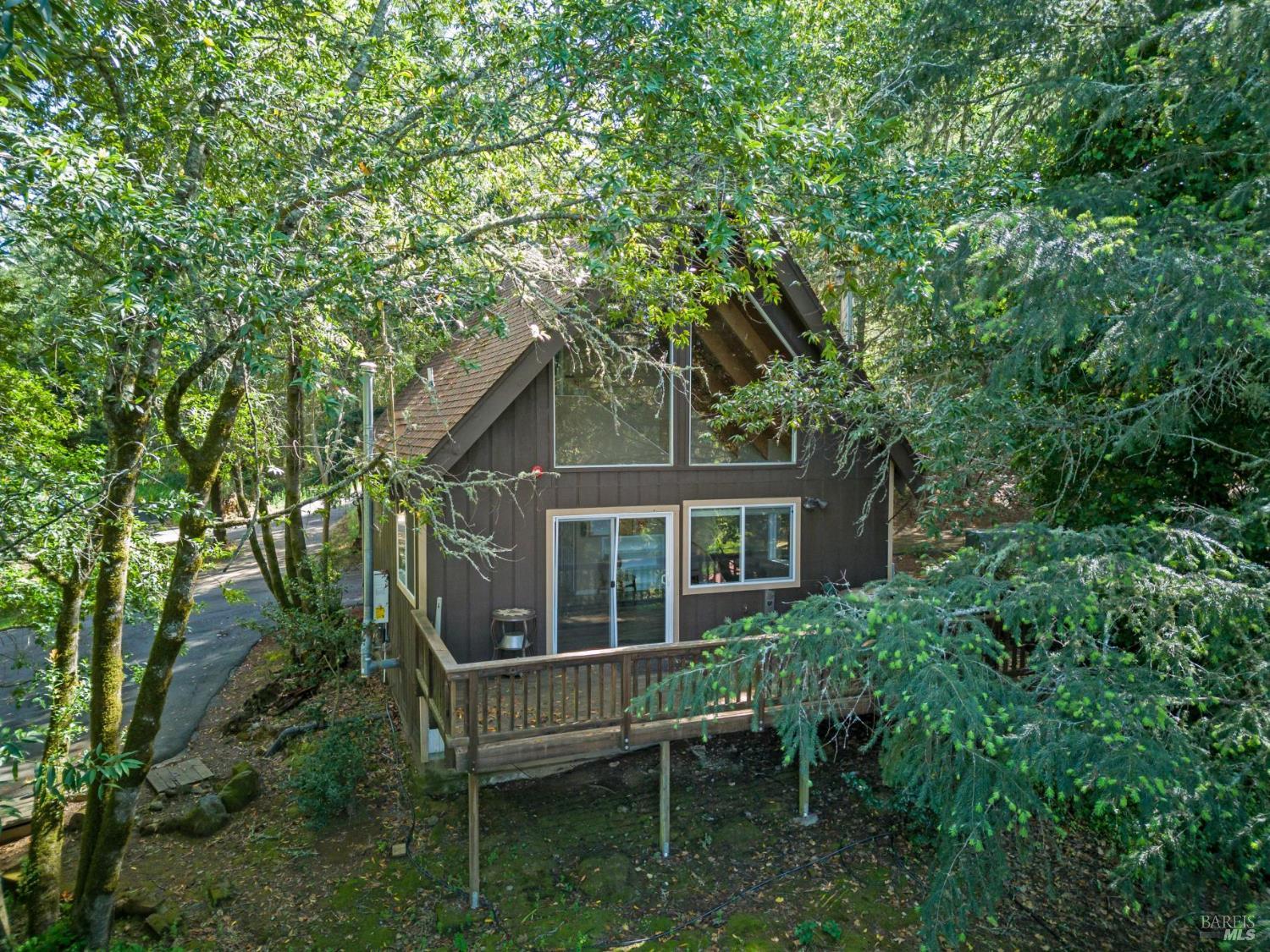 2264 Green Hill Road Sebastopol, CA 95472 - Photo 12 of 85