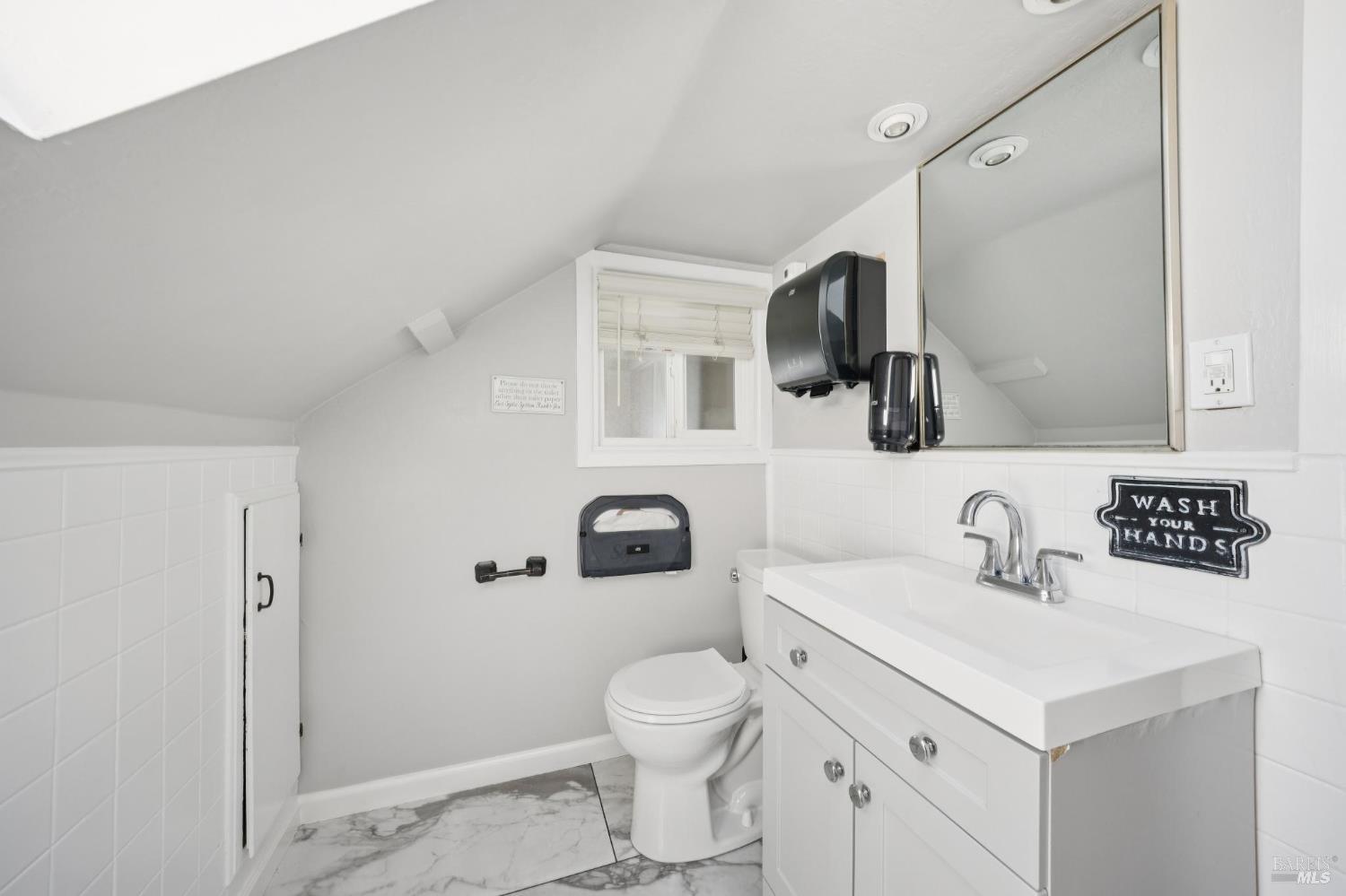 2264 Green Hill Road Sebastopol, CA 95472 - Photo 17 of 75