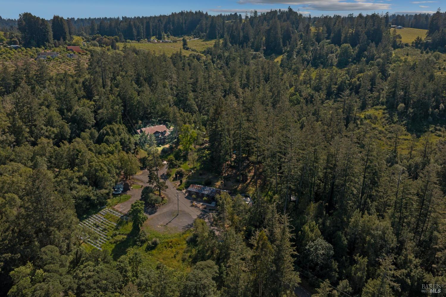 2264 Green Hill Road Sebastopol, CA 95472 - Photo 5 of 85