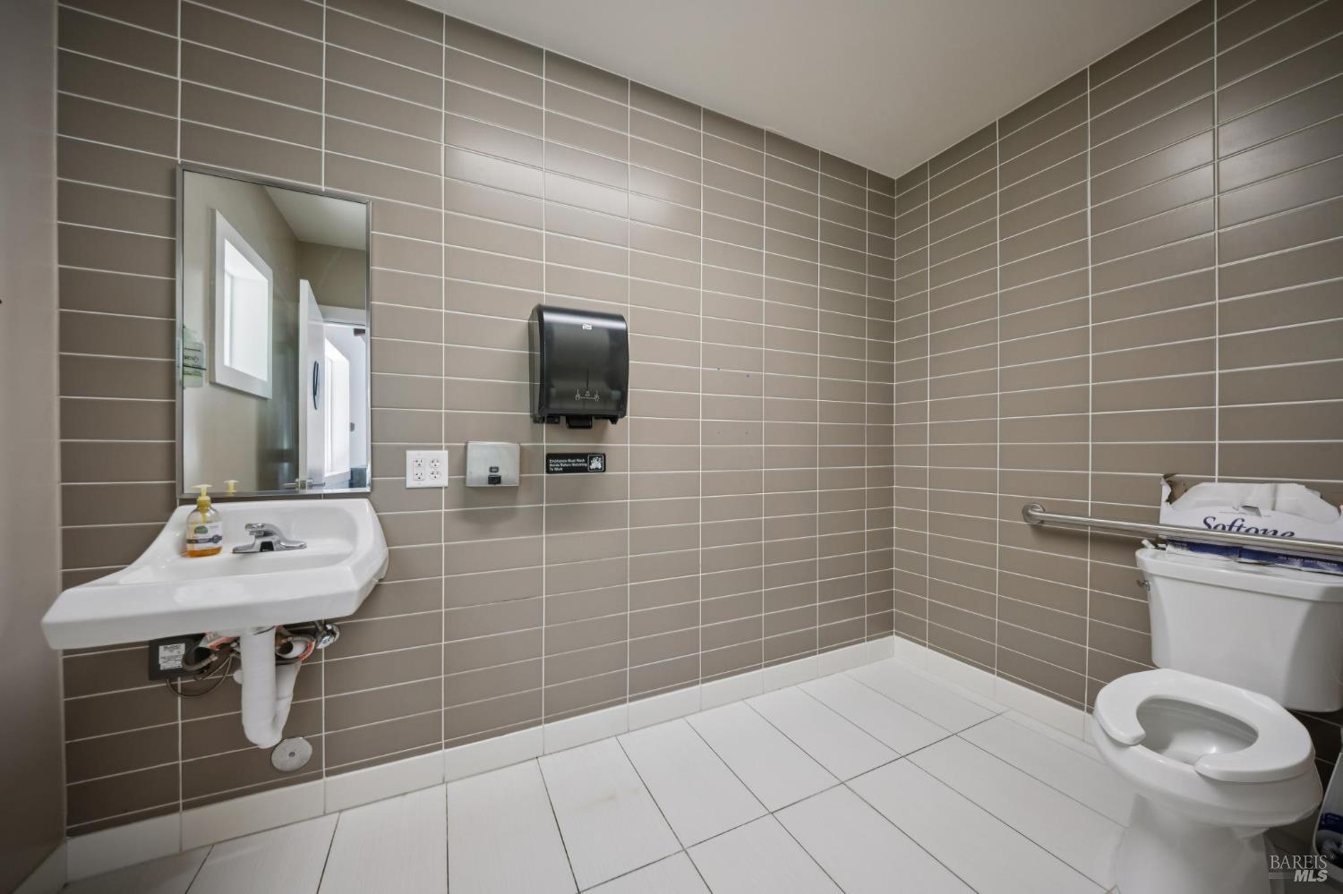 2264 Green Hill Road Sebastopol, CA 95472 - Photo 53 of 75