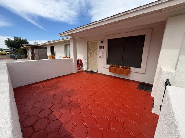 $2,600 | 1244 East Susan Lane, Tempe, AZ 85288