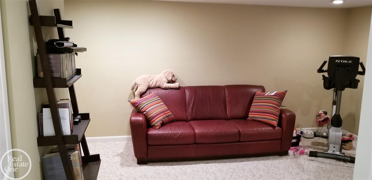 1690 Graefield Road Birmingham, MI 48009 - Photo 51 of 62