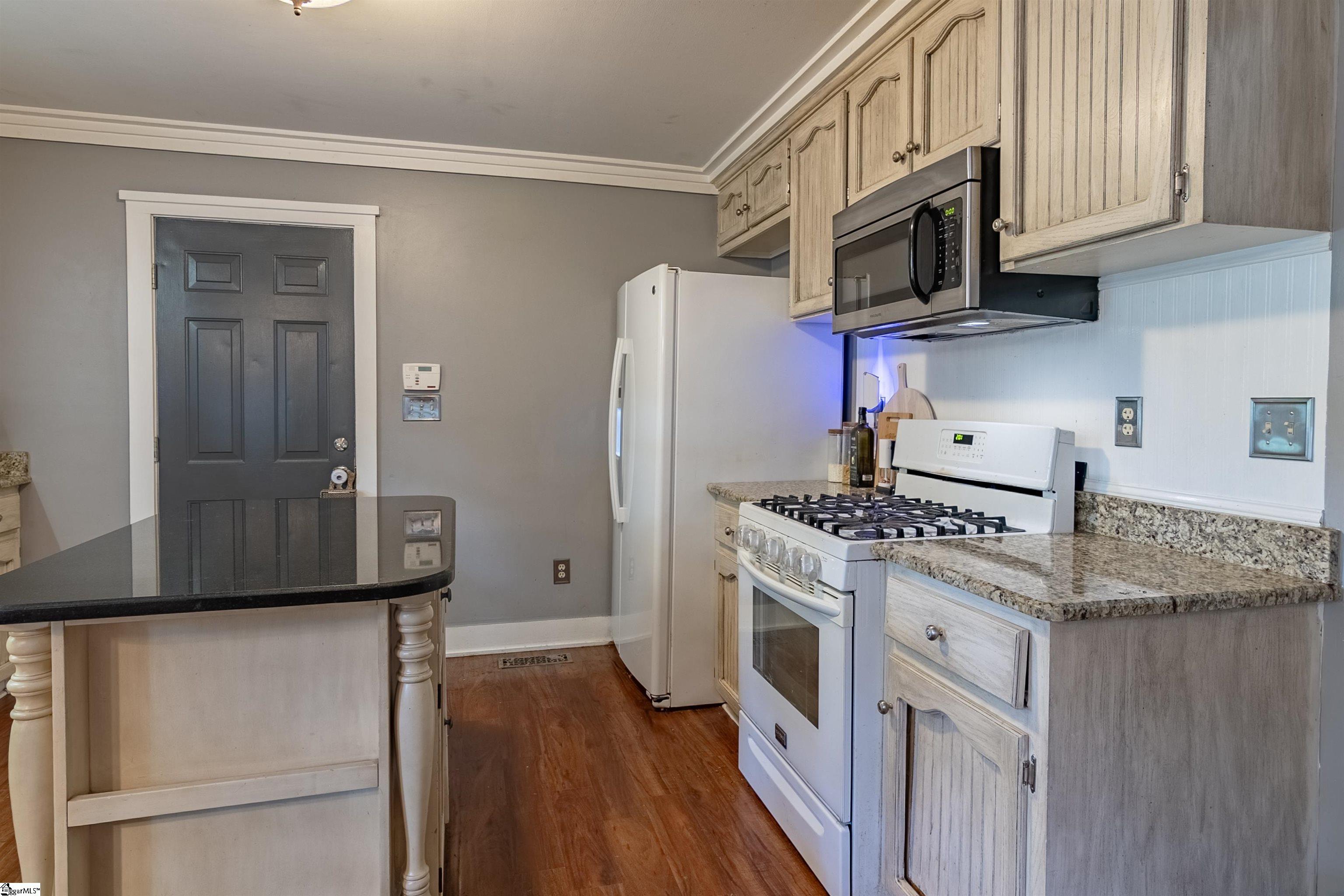 505 Hunters Hill Road Simpsonville, SC 29680 - Photo 8 of 25