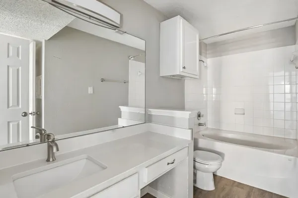 $1,450 | 2300 Old Spanish Trail, Unit 2038, Houston, TX 77054