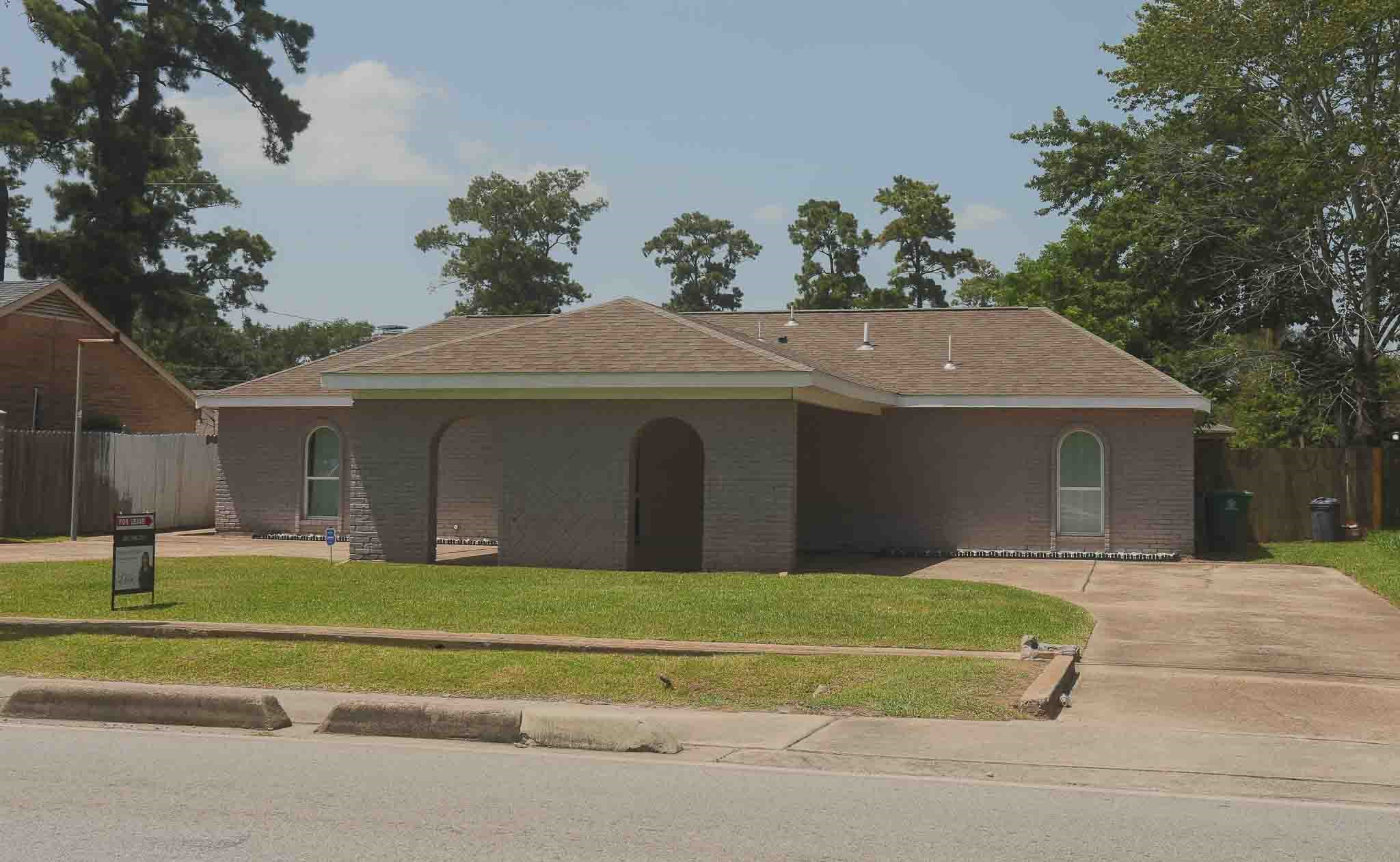 6703 Winfield Road Houston, TX 77050 - Photo 1 of 20 Gallery Image 1