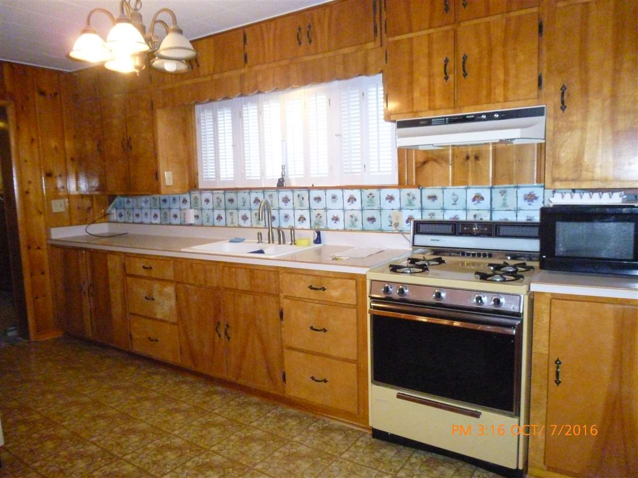 18 Logan Street Peru, IN 46970 - Photo 5 of 14 Gallery Image 5