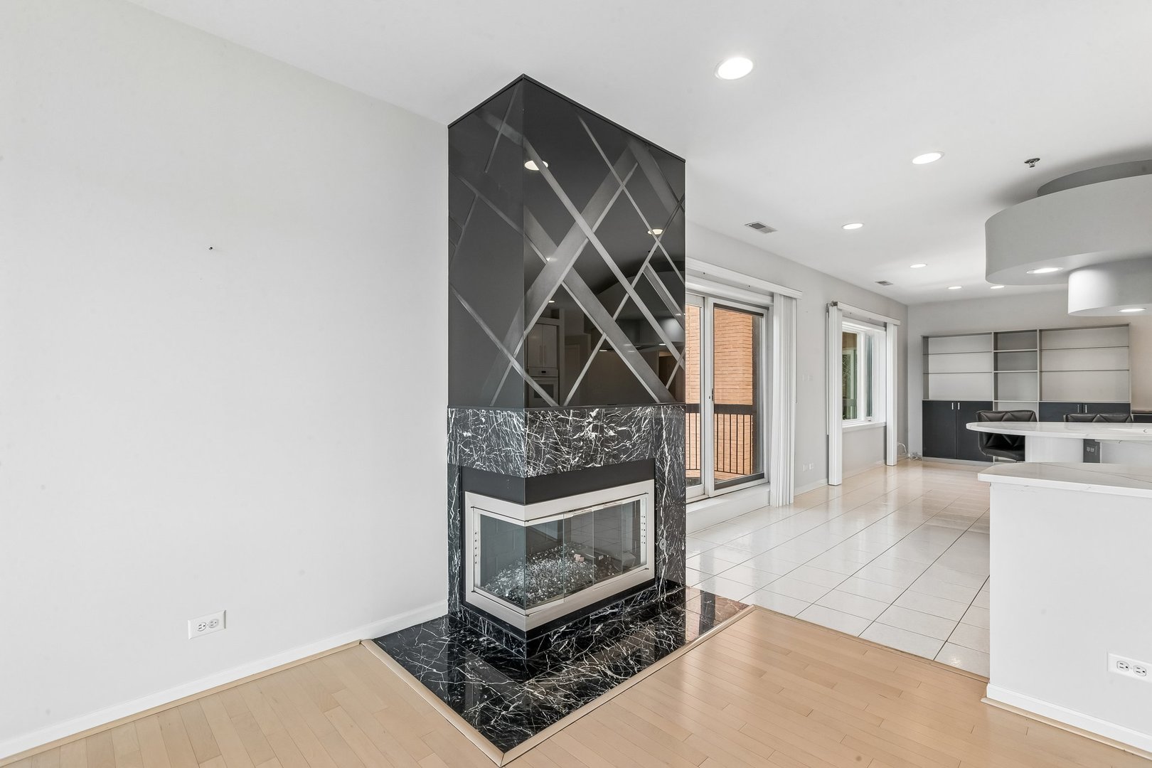 209 Rivershire Lane, Unit 504 Lincolnshire, IL 60069 - Photo 13 of 40