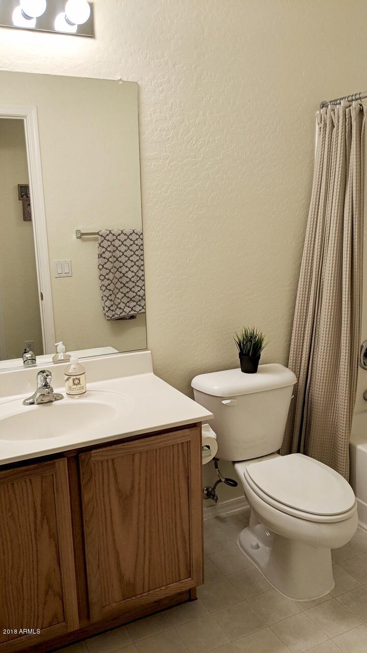 17773 West Calavar Road Surprise, AZ 85388 - Photo 12 of 15 Full Bathroom