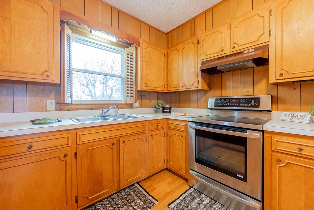 1753 Rescue Road Austinville, VA 24312 - Photo 18 of 83 Gallery Image 18