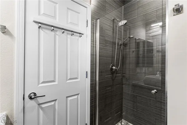 $700,000 | 8687 West Moon Crater Avenue, Las Vegas, NV 89178