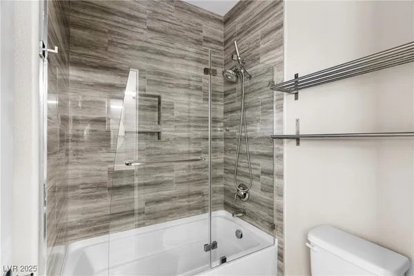 $700,000 | 8687 West Moon Crater Avenue, Las Vegas, NV 89178