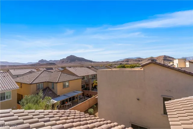 $725,000 | 8687 West Moon Crater Avenue, Las Vegas, NV 89178