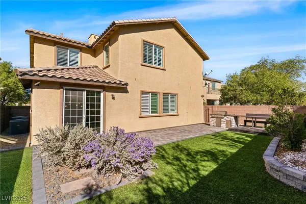 $700,000 | 8687 West Moon Crater Avenue, Las Vegas, NV 89178