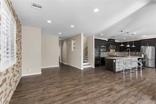 $700,000 | 8687 West Moon Crater Avenue, Las Vegas, NV 89178