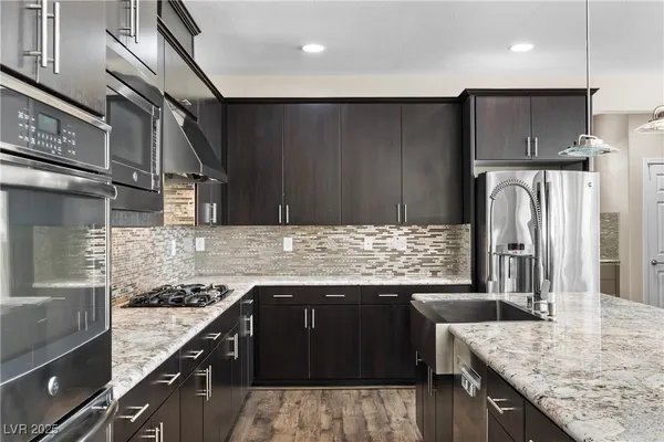 $700,000 | 8687 West Moon Crater Avenue, Las Vegas, NV 89178