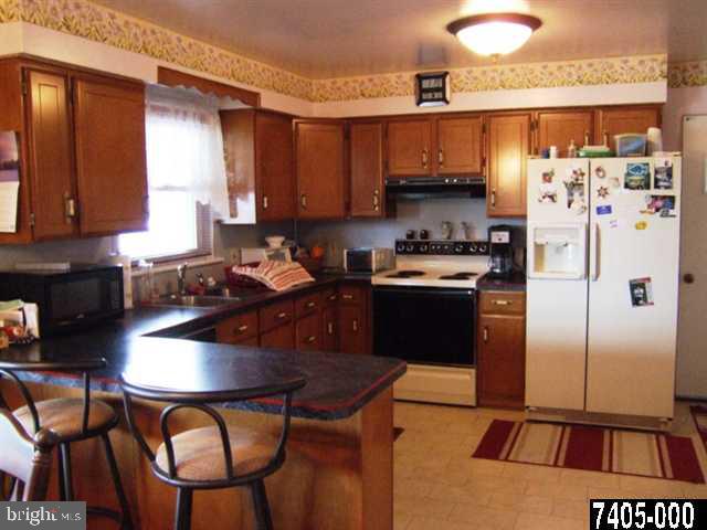 457 Highland Road Red Lion, PA 17356 - Photo 5 of 24 Gallery Image 5