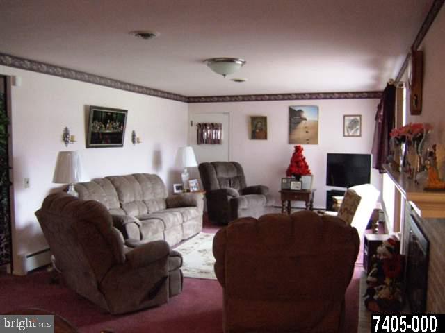 457 Highland Road Red Lion, PA 17356 - Photo 7 of 24 Gallery Image 7