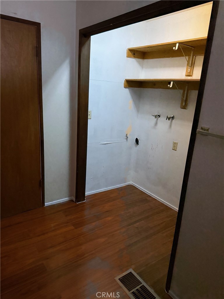 140 Crable Street Frazier Park, CA 93225 - Photo 13 of 16 a view of a small space