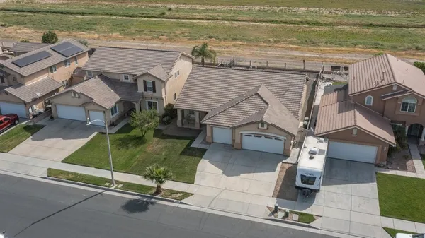 $535,000 | 2143 Willowbrook Lane, Perris, CA 92571