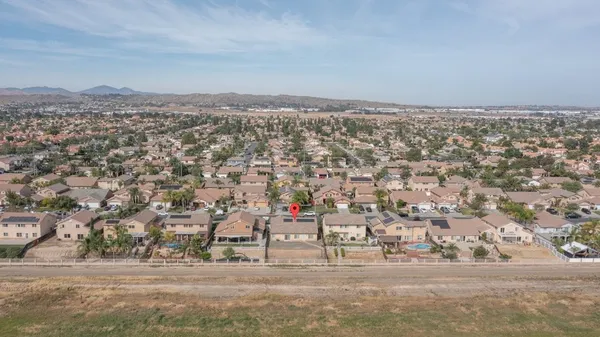 $535,000 | 2143 Willowbrook Lane, Perris, CA 92571